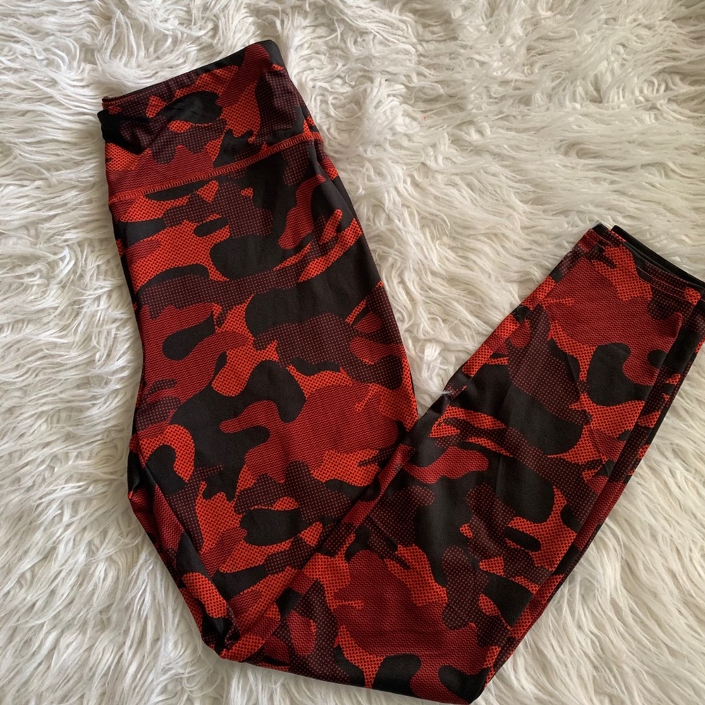 Wild Fable red camo workout leggings